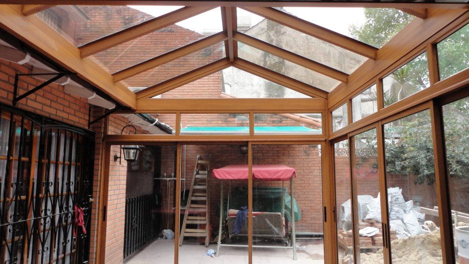 Cerramiento-Terraza-Aluminio-Simil-Madera